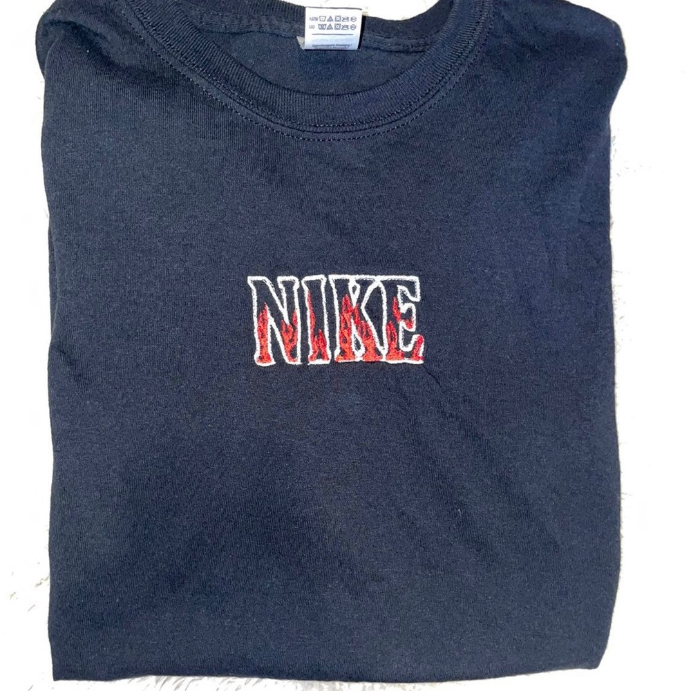 Nike embroidered T-shirt